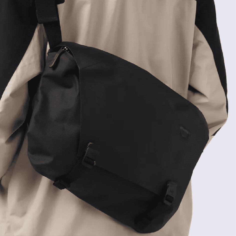 Customizable High-Quality Leather Tote Bag – Light Customization Available