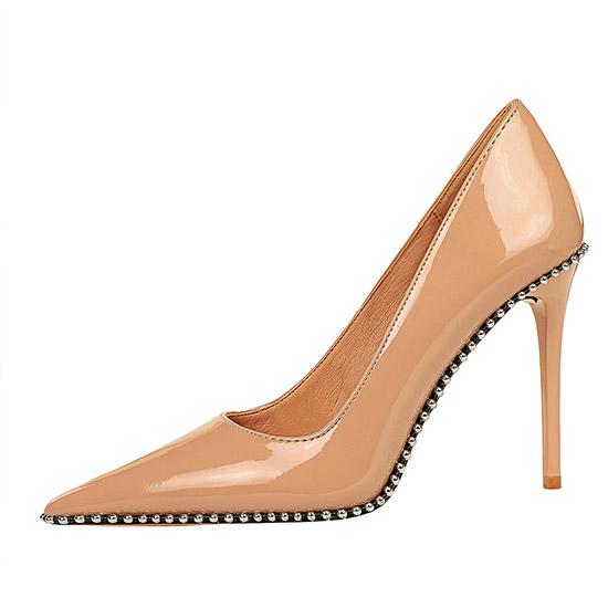 Custom made patent leather 10.5cm high heels with rivets