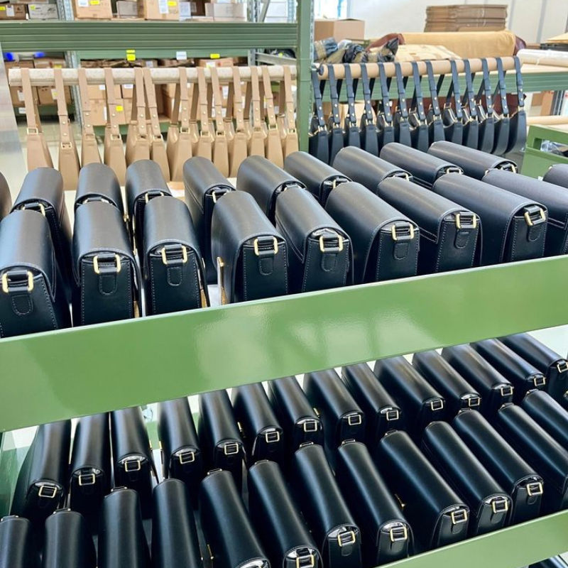 MASS PRODUCTION & GLOBAL FULFILLMENT